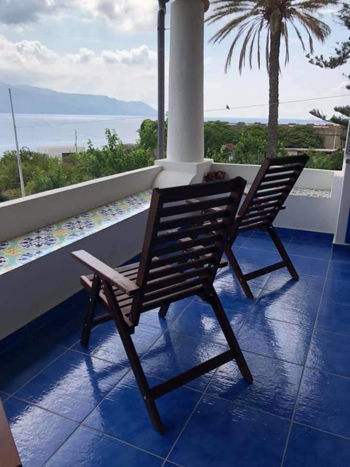 Villa Insolia Santa Marina Salina Room photo